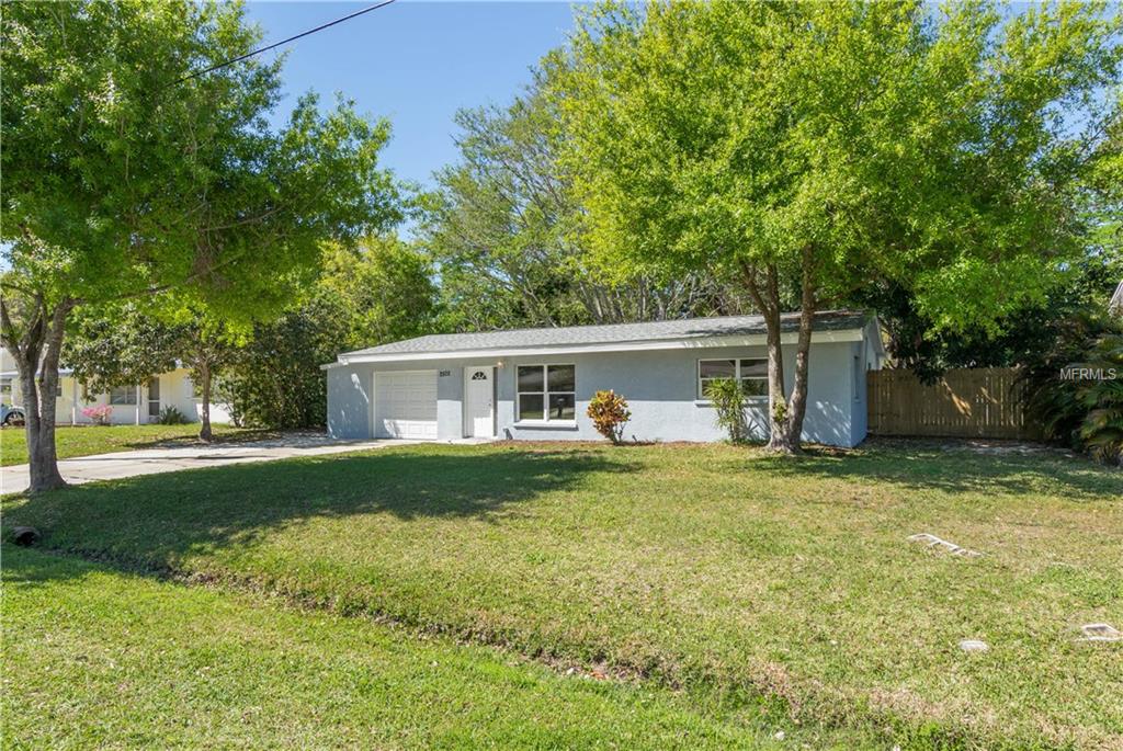 2502 ROBINSON AVENUE, SARASOTA, Florida 34232, 3 Bedrooms Bedrooms, 7 Rooms Rooms,2 BathroomsBathrooms,Residential,For sale,ROBINSON,A4209635
