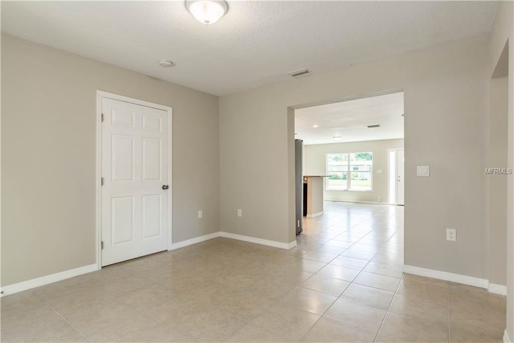 2502 ROBINSON AVENUE, SARASOTA, Florida 34232, 3 Bedrooms Bedrooms, 7 Rooms Rooms,2 BathroomsBathrooms,Residential,For sale,ROBINSON,A4209635