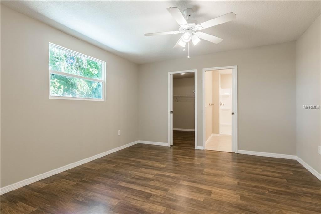 2502 ROBINSON AVENUE, SARASOTA, Florida 34232, 3 Bedrooms Bedrooms, 7 Rooms Rooms,2 BathroomsBathrooms,Residential,For sale,ROBINSON,A4209635