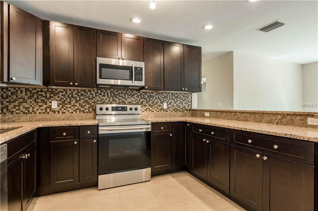 2502 ROBINSON AVENUE, SARASOTA, Florida 34232, 3 Bedrooms Bedrooms, 7 Rooms Rooms,2 BathroomsBathrooms,Residential,For sale,ROBINSON,A4209635