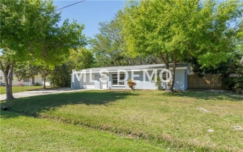 2502 ROBINSON AVENUE, SARASOTA, Florida 34232, 3 Bedrooms Bedrooms, 7 Rooms Rooms,2 BathroomsBathrooms,Residential,For sale,ROBINSON,A4209635