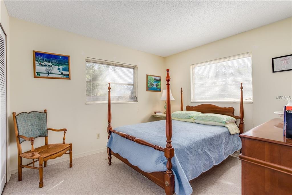 642 S RANGER BOULEVARD, WINTER PARK, Florida 32792, 4 Bedrooms Bedrooms, 10 Rooms Rooms,3 BathroomsBathrooms,Residential,For sale,RANGER,O5561435