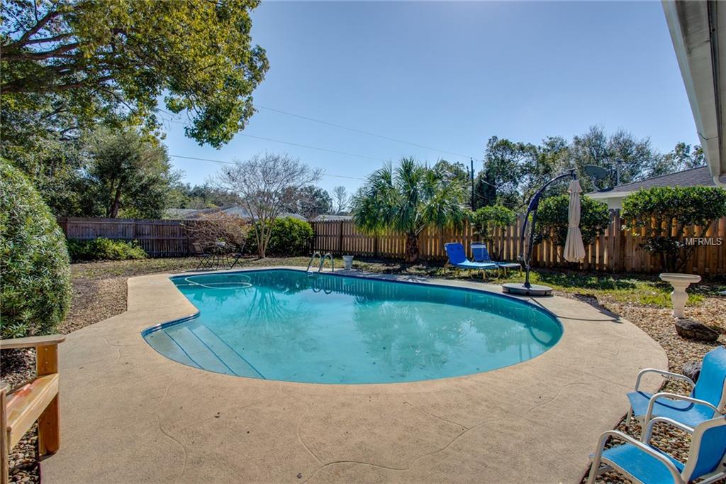 642 S RANGER BOULEVARD, WINTER PARK, Florida 32792, 4 Bedrooms Bedrooms, 10 Rooms Rooms,3 BathroomsBathrooms,Residential,For sale,RANGER,O5561435