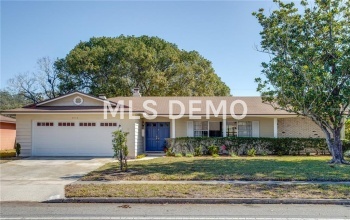 642 S RANGER BOULEVARD, WINTER PARK, Florida 32792, 4 Bedrooms Bedrooms, 10 Rooms Rooms,3 BathroomsBathrooms,Residential,For sale,RANGER,O5561435