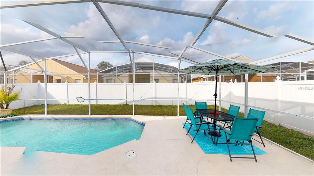 2674 CHATHAM CIRCLE, KISSIMMEE, Florida 34746, 3 Bedrooms Bedrooms, 8 Rooms Rooms,2 BathroomsBathrooms,Residential,For sale,CHATHAM,O5561613
