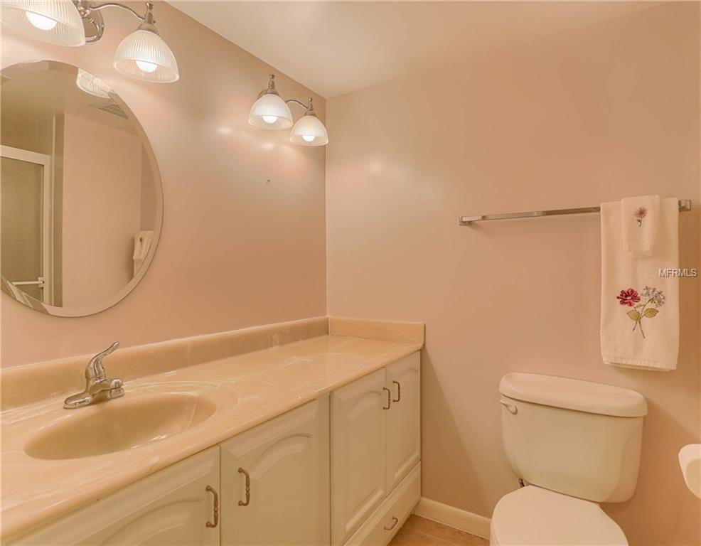 225 COUNTRY CLUB DRIVE, LARGO, Florida 33771, 2 Bedrooms Bedrooms, 7 Rooms Rooms,2 BathroomsBathrooms,Residential,For sale,COUNTRY CLUB,U7847465