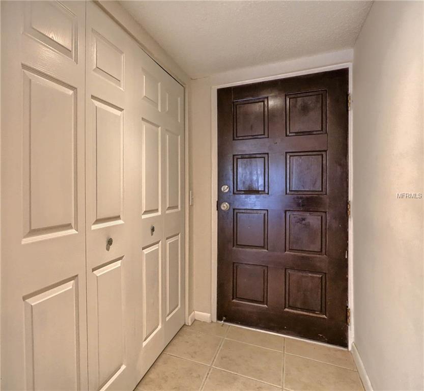 225 COUNTRY CLUB DRIVE, LARGO, Florida 33771, 2 Bedrooms Bedrooms, 7 Rooms Rooms,2 BathroomsBathrooms,Residential,For sale,COUNTRY CLUB,U7847465