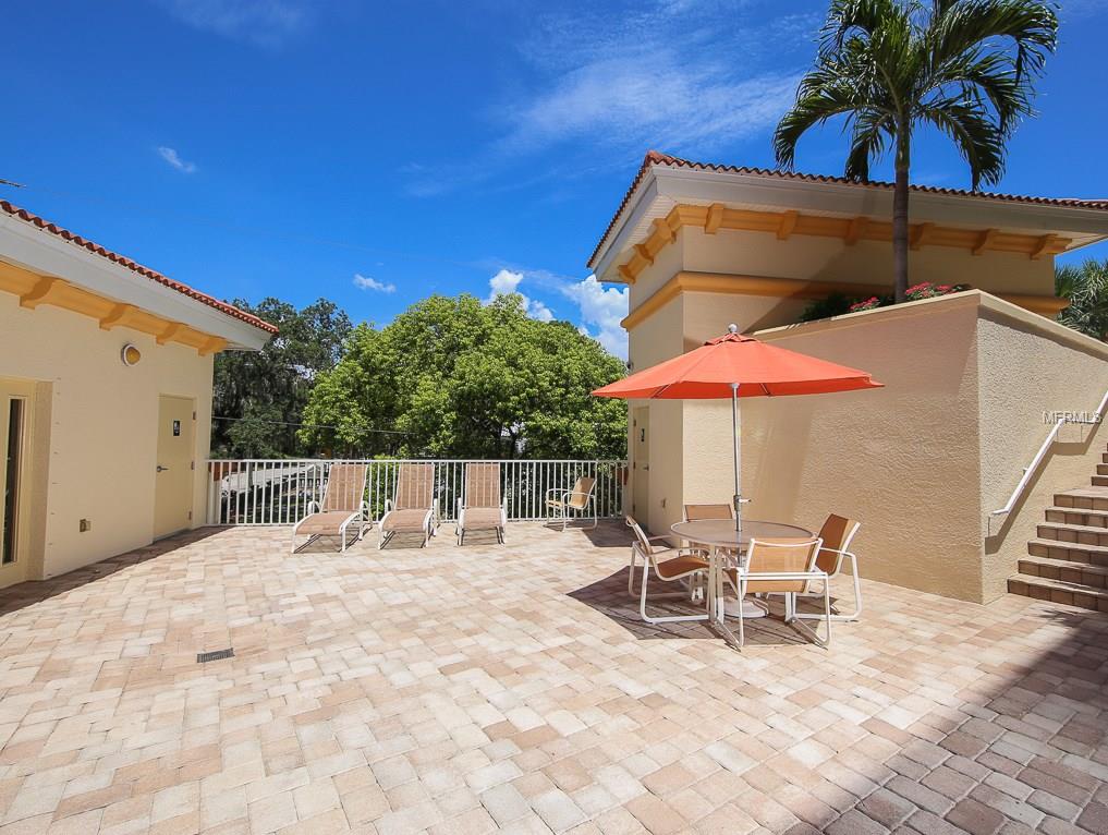 1188 N TAMIAMI TRAIL, SARASOTA, Florida 34236, 3 Bedrooms Bedrooms, 6 Rooms Rooms,2 BathroomsBathrooms,Residential,For sale,TAMIAMI,A4158333