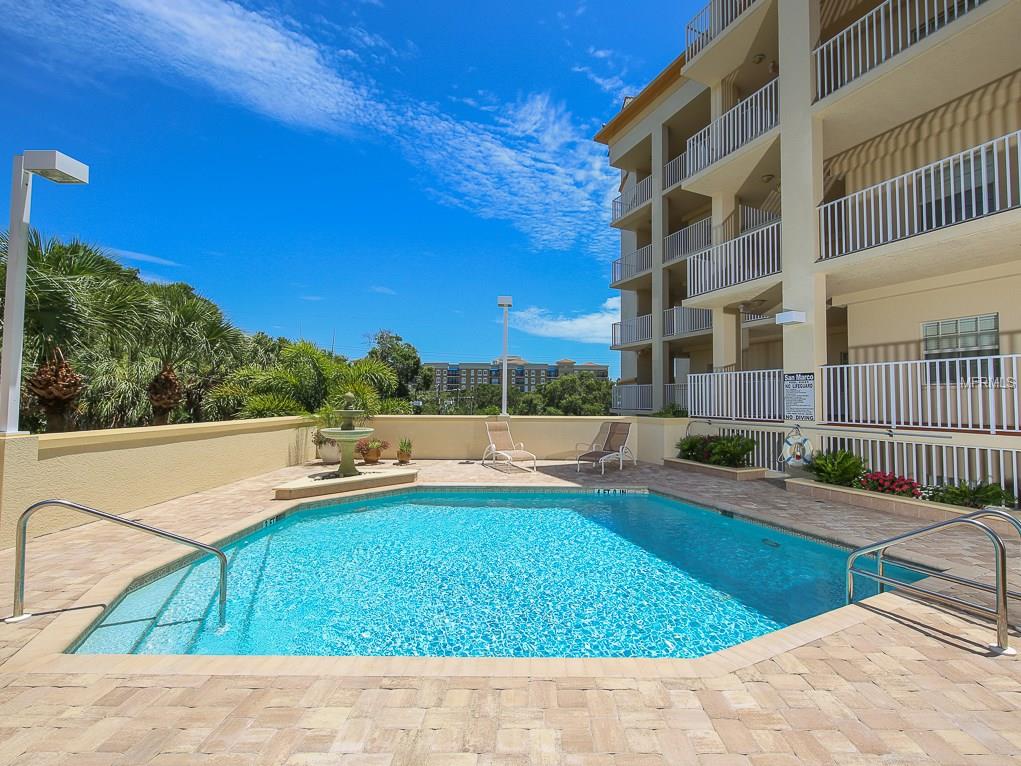 1188 N TAMIAMI TRAIL, SARASOTA, Florida 34236, 3 Bedrooms Bedrooms, 6 Rooms Rooms,2 BathroomsBathrooms,Residential,For sale,TAMIAMI,A4158333