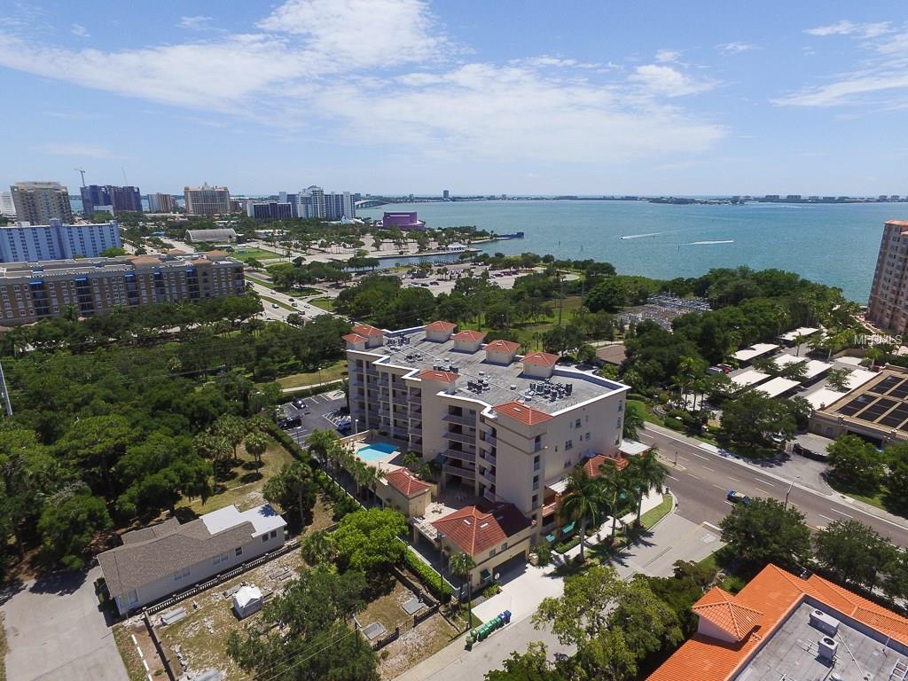 1188 N TAMIAMI TRAIL, SARASOTA, Florida 34236, 3 Bedrooms Bedrooms, 6 Rooms Rooms,2 BathroomsBathrooms,Residential,For sale,TAMIAMI,A4158333