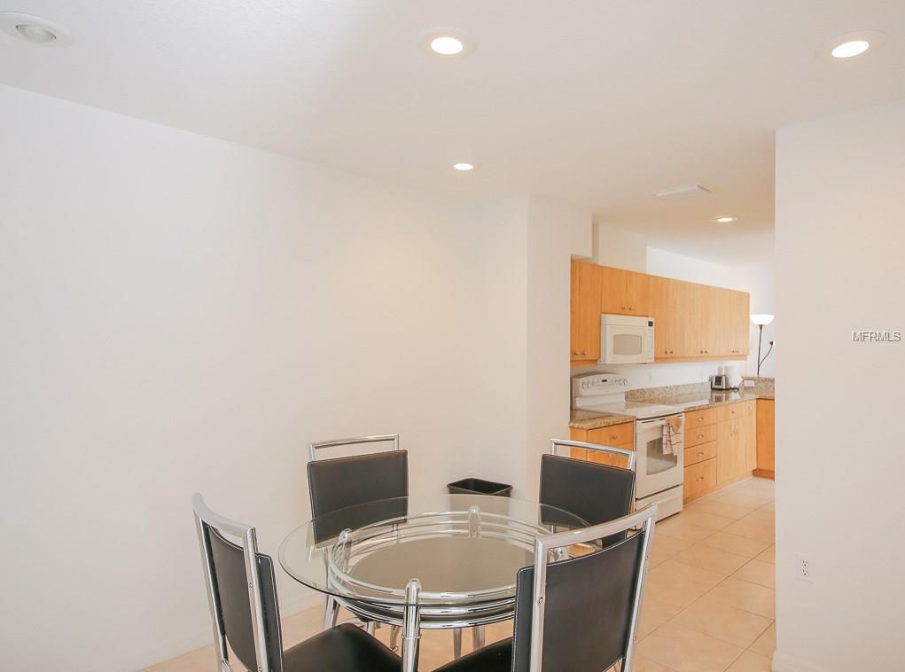 1188 N TAMIAMI TRAIL, SARASOTA, Florida 34236, 3 Bedrooms Bedrooms, 6 Rooms Rooms,2 BathroomsBathrooms,Residential,For sale,TAMIAMI,A4158333