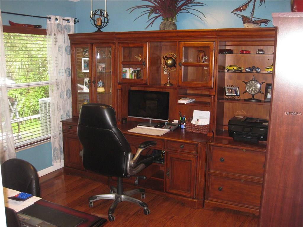 321 COLLINGSWOOD BOULEVARD, PORT CHARLOTTE, Florida 33954, 3 Bedrooms Bedrooms, 8 Rooms Rooms,2 BathroomsBathrooms,Residential,For sale,COLLINGSWOOD,C7242446