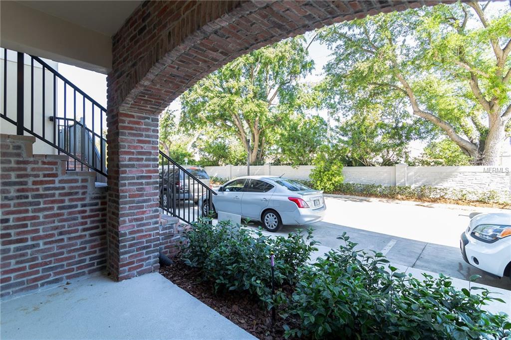 475 WINDMILL PALM CIRCLE, ALTAMONTE SPRINGS, Florida 32701, 3 Bedrooms Bedrooms, 3 Rooms Rooms,3 BathroomsBathrooms,Residential,For sale,WINDMILL PALM,O5545336