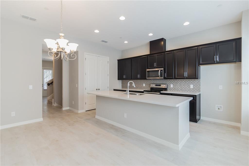 475 WINDMILL PALM CIRCLE, ALTAMONTE SPRINGS, Florida 32701, 3 Bedrooms Bedrooms, 3 Rooms Rooms,3 BathroomsBathrooms,Residential,For sale,WINDMILL PALM,O5545336