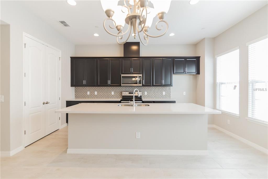 475 WINDMILL PALM CIRCLE, ALTAMONTE SPRINGS, Florida 32701, 3 Bedrooms Bedrooms, 3 Rooms Rooms,3 BathroomsBathrooms,Residential,For sale,WINDMILL PALM,O5545336