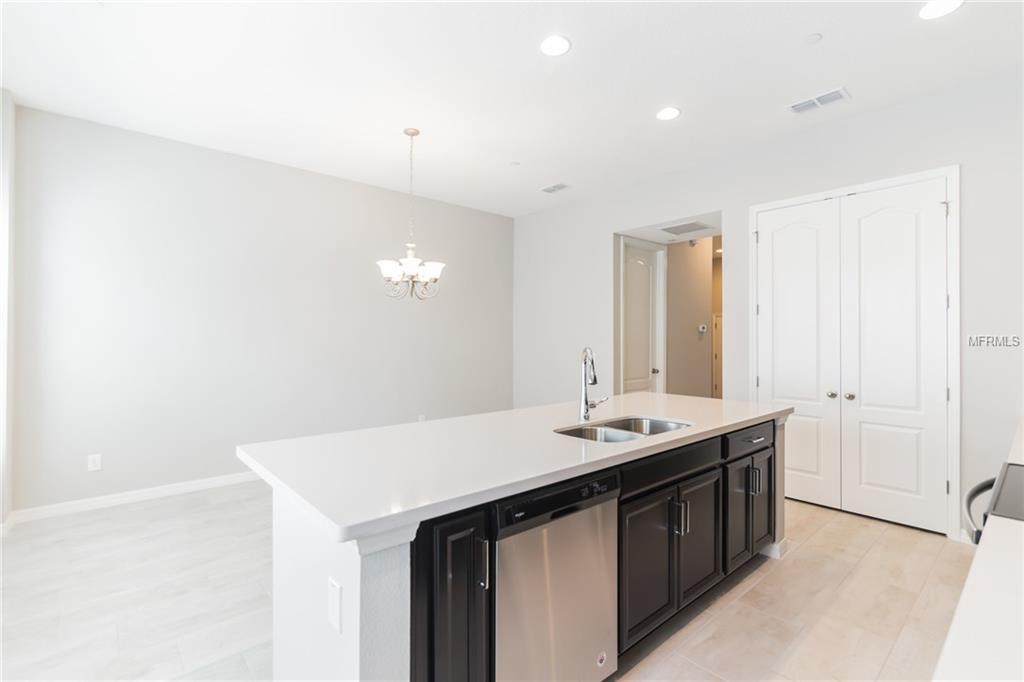 475 WINDMILL PALM CIRCLE, ALTAMONTE SPRINGS, Florida 32701, 3 Bedrooms Bedrooms, 3 Rooms Rooms,3 BathroomsBathrooms,Residential,For sale,WINDMILL PALM,O5545336