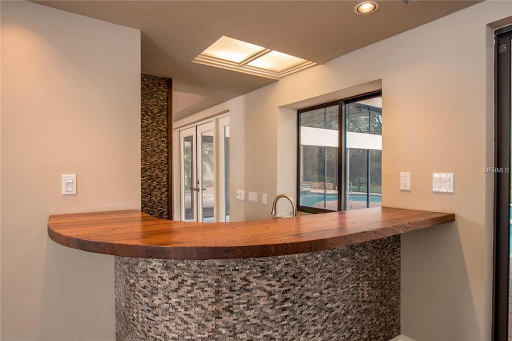 186 RUE DES CHATEAUX, TARPON SPRINGS, Florida 34688, 4 Bedrooms Bedrooms, 3 Rooms Rooms,4 BathroomsBathrooms,Residential,For sale,RUE DES CHATEAUX,U7839255