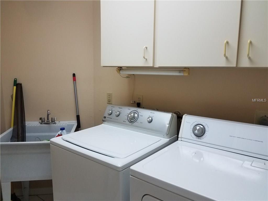 9112 BASSETT LANE, NEW PORT RICHEY, Florida 34655, 2 Bedrooms Bedrooms, 4 Rooms Rooms,2 BathroomsBathrooms,Residential,For sale,BASSETT,W7635839