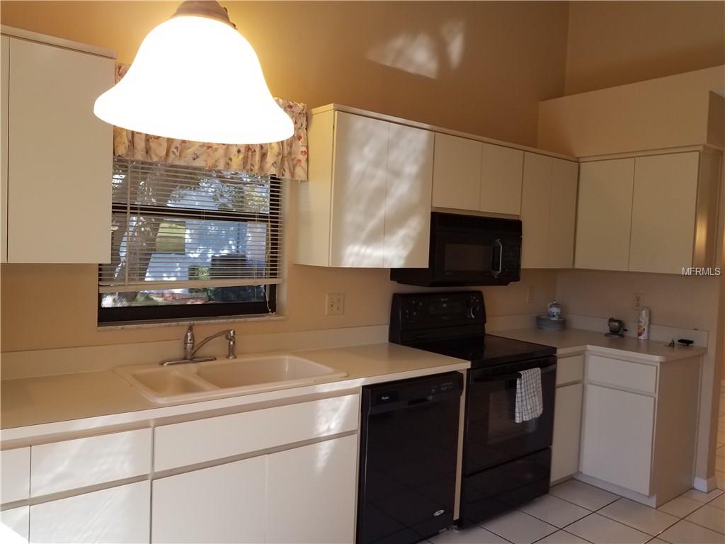 9112 BASSETT LANE, NEW PORT RICHEY, Florida 34655, 2 Bedrooms Bedrooms, 4 Rooms Rooms,2 BathroomsBathrooms,Residential,For sale,BASSETT,W7635839