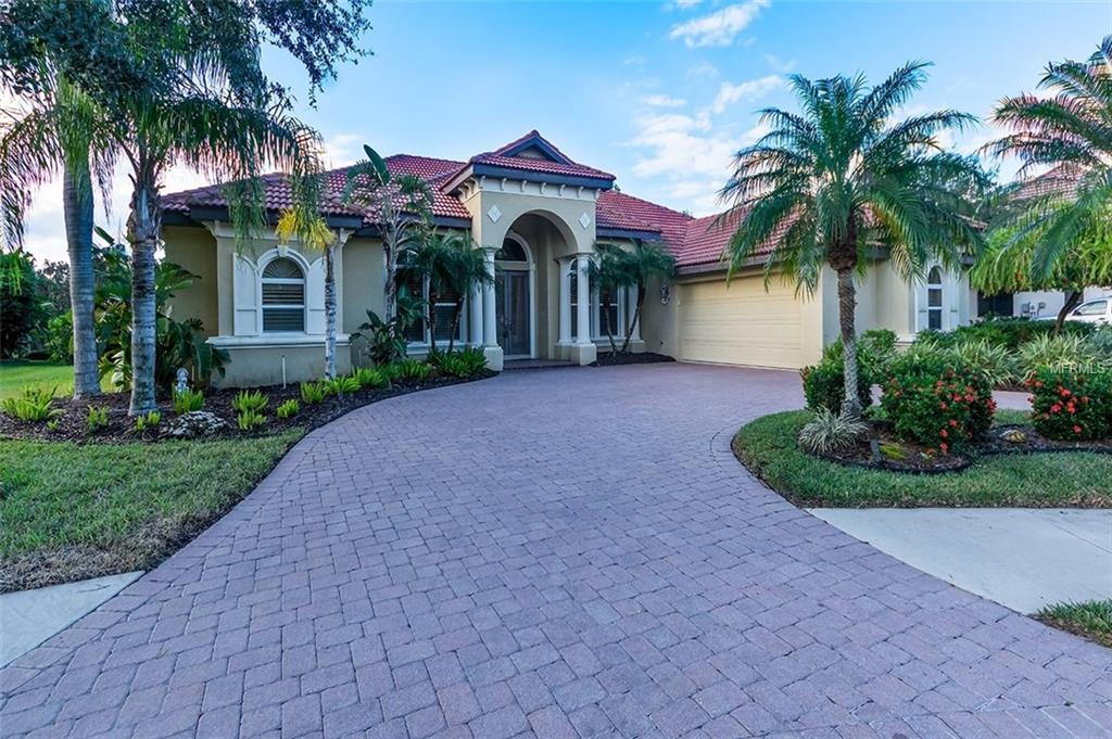 12111 CREOLE COURT, PARRISH, Florida 34219, 3 Bedrooms Bedrooms, 10 Rooms Rooms,3 BathroomsBathrooms,Residential,For sale,CREOLE,A4204535