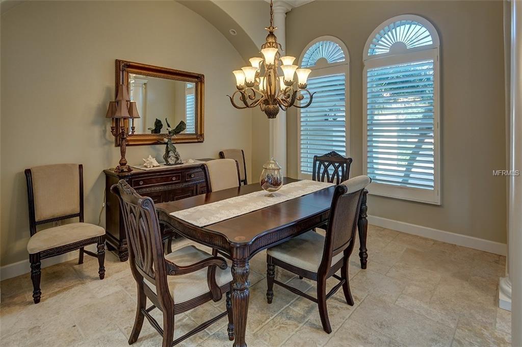 12111 CREOLE COURT, PARRISH, Florida 34219, 3 Bedrooms Bedrooms, 10 Rooms Rooms,3 BathroomsBathrooms,Residential,For sale,CREOLE,A4204535