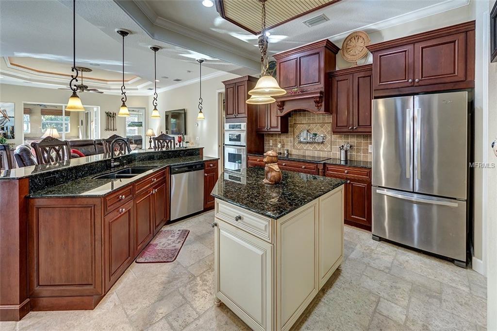 12111 CREOLE COURT, PARRISH, Florida 34219, 3 Bedrooms Bedrooms, 10 Rooms Rooms,3 BathroomsBathrooms,Residential,For sale,CREOLE,A4204535