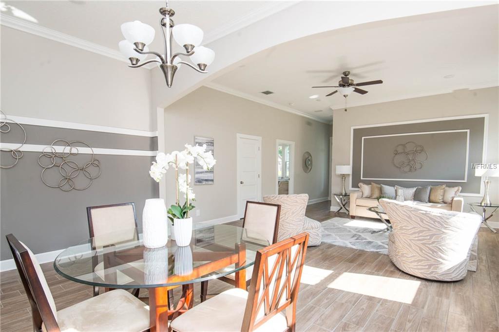 4035 4TH AVENUE N, ST PETERSBURG, Florida 33713, 4 Bedrooms Bedrooms, 10 Rooms Rooms,2 BathroomsBathrooms,Residential,For sale,4TH,T2920705