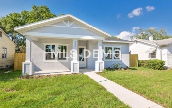 4035 4TH AVENUE N, ST PETERSBURG, Florida 33713, 4 Bedrooms Bedrooms, 10 Rooms Rooms,2 BathroomsBathrooms,Residential,For sale,4TH,T2920705