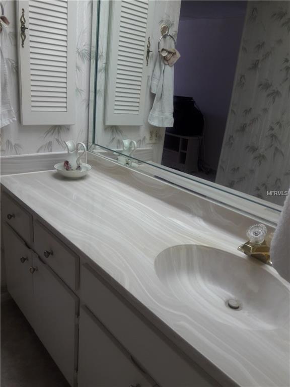 225 COUNTRY CLUB DRIVE, LARGO, Florida 33771, 2 Bedrooms Bedrooms, 6 Rooms Rooms,2 BathroomsBathrooms,Residential,For sale,COUNTRY CLUB,U7843345