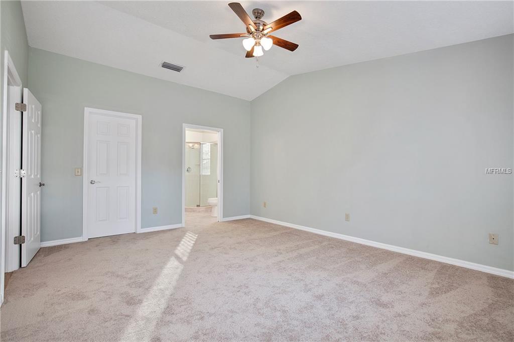 755 HEATHROW AVENUE, THE VILLAGES, Florida 32159, 2 Bedrooms Bedrooms, 5 Rooms Rooms,2 BathroomsBathrooms,Residential,For sale,HEATHROW,G4851566