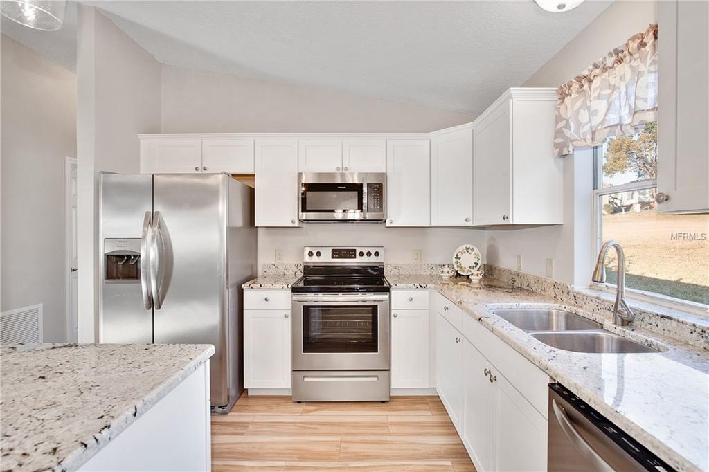 755 HEATHROW AVENUE, THE VILLAGES, Florida 32159, 2 Bedrooms Bedrooms, 5 Rooms Rooms,2 BathroomsBathrooms,Residential,For sale,HEATHROW,G4851566