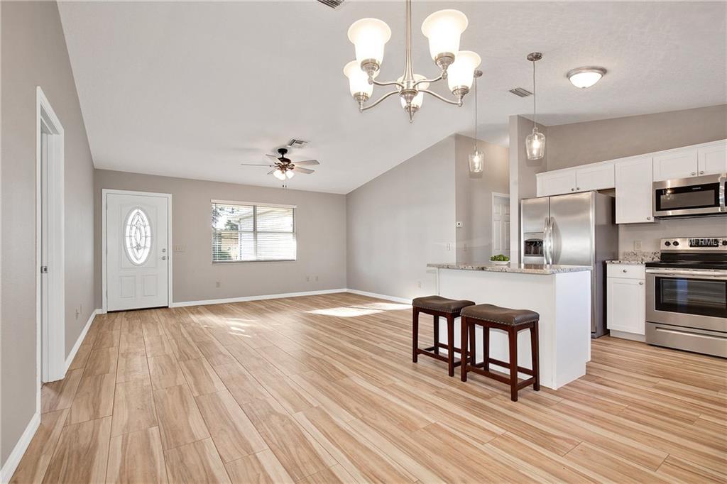 755 HEATHROW AVENUE, THE VILLAGES, Florida 32159, 2 Bedrooms Bedrooms, 5 Rooms Rooms,2 BathroomsBathrooms,Residential,For sale,HEATHROW,G4851566