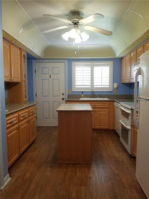 327 LA SERENA, WINTER HAVEN, Florida 33884, 2 Bedrooms Bedrooms, 8 Rooms Rooms,2 BathroomsBathrooms,Residential,For sale,LA SERENA,P4718700