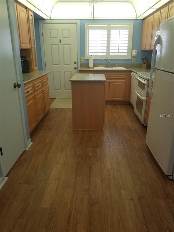 327 LA SERENA, WINTER HAVEN, Florida 33884, 2 Bedrooms Bedrooms, 8 Rooms Rooms,2 BathroomsBathrooms,Residential,For sale,LA SERENA,P4718700