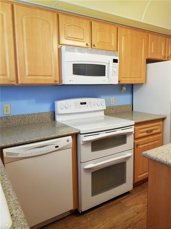 327 LA SERENA, WINTER HAVEN, Florida 33884, 2 Bedrooms Bedrooms, 8 Rooms Rooms,2 BathroomsBathrooms,Residential,For sale,LA SERENA,P4718700