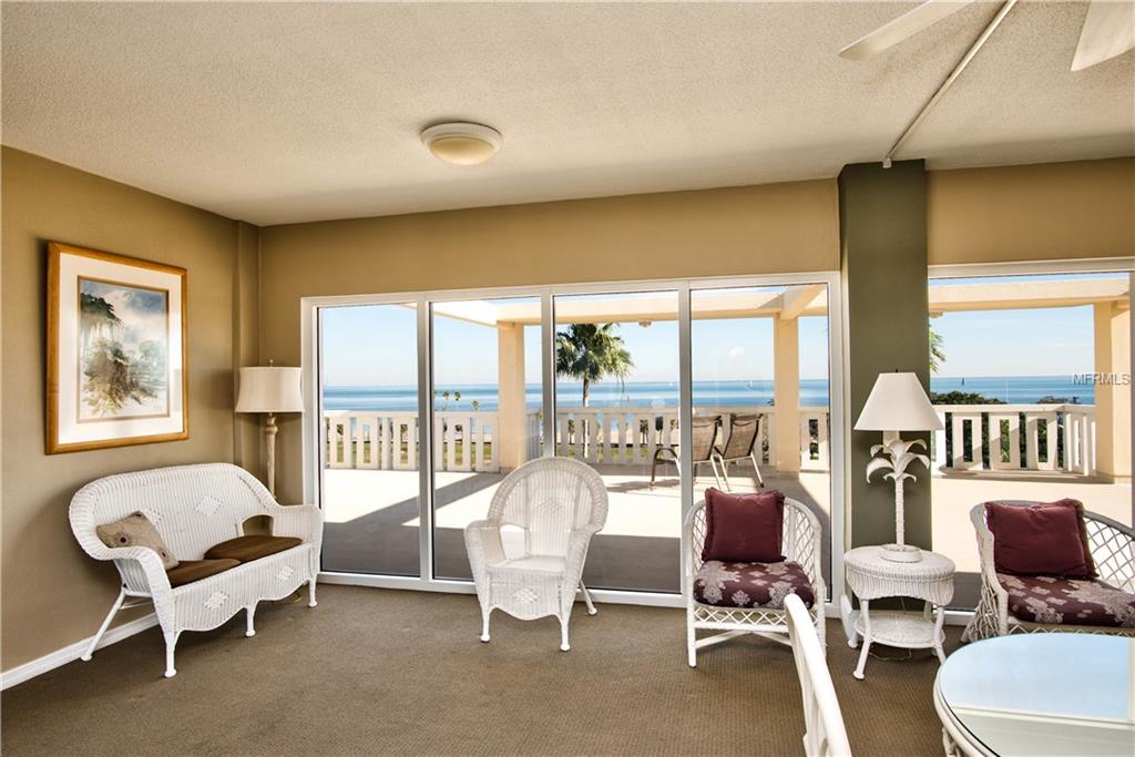 1200 N SHORE DRIVE NE, ST PETERSBURG, Florida 33701, 1 Bedroom Bedrooms, 5 Rooms Rooms,1 BathroomBathrooms,Residential,For sale,SHORE,T2924793