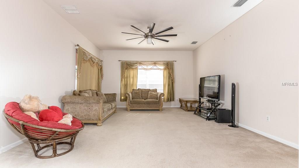 1910 HEARTLAND CIRCLE, VALRICO, Florida 33594, 4 Bedrooms Bedrooms, 8 Rooms Rooms,2 BathroomsBathrooms,Residential,For sale,HEARTLAND,T2925607