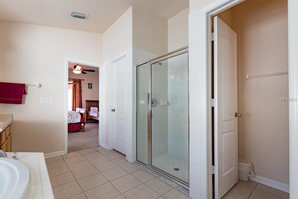 1910 HEARTLAND CIRCLE, VALRICO, Florida 33594, 4 Bedrooms Bedrooms, 8 Rooms Rooms,2 BathroomsBathrooms,Residential,For sale,HEARTLAND,T2925607