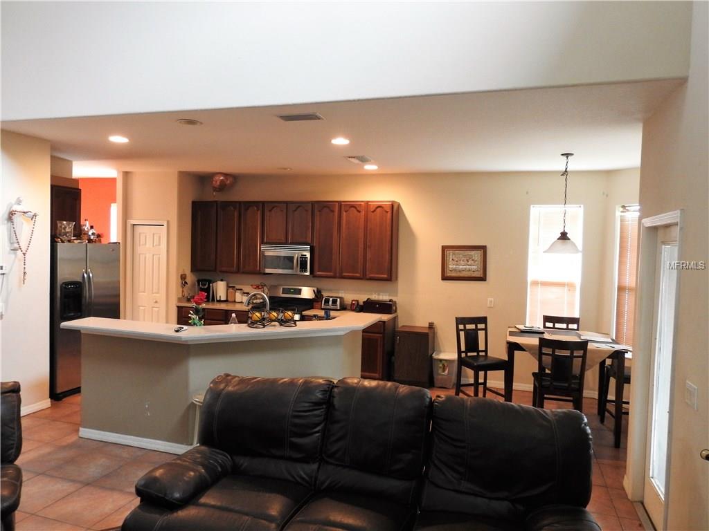 6338 36TH COURT E, ELLENTON, Florida 34222, 4 Bedrooms Bedrooms, 7 Rooms Rooms,2 BathroomsBathrooms,Residential,For sale,36TH,A4209414