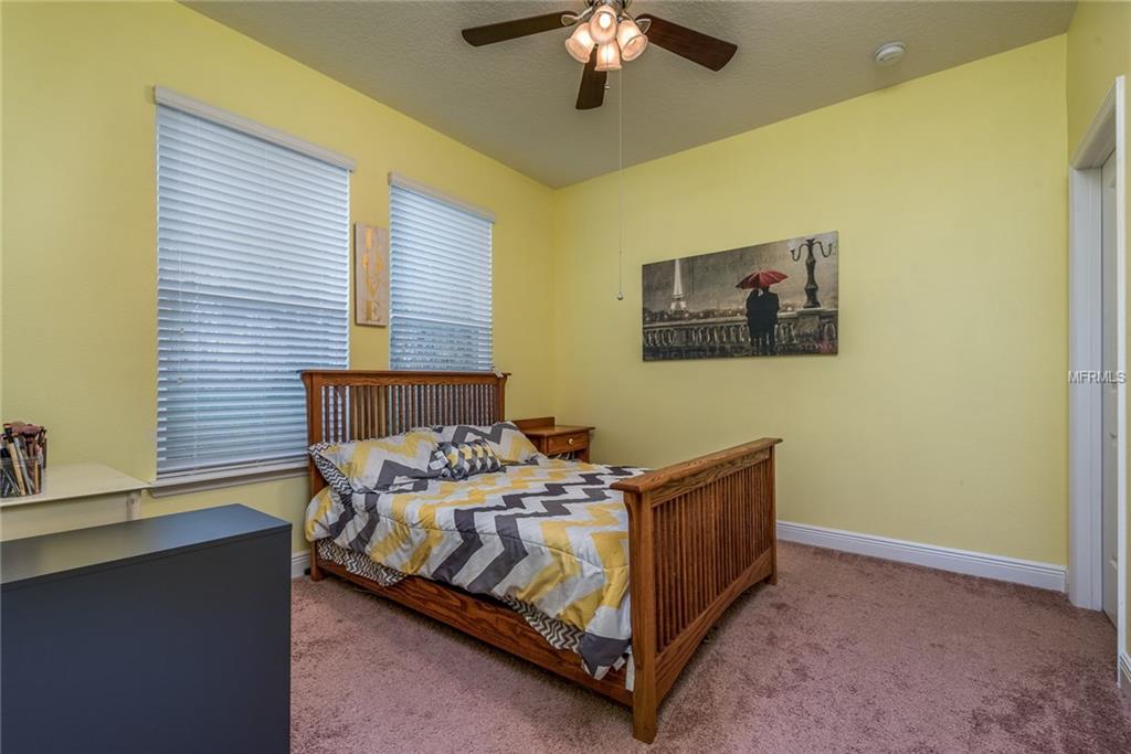 1039 LENA RUN COURT, WINTER HAVEN, Florida 33880, 4 Bedrooms Bedrooms, 8 Rooms Rooms,3 BathroomsBathrooms,Residential,For sale,LENA RUN,L4725494