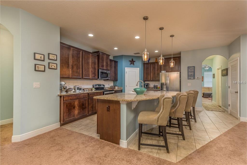 1039 LENA RUN COURT, WINTER HAVEN, Florida 33880, 4 Bedrooms Bedrooms, 8 Rooms Rooms,3 BathroomsBathrooms,Residential,For sale,LENA RUN,L4725494