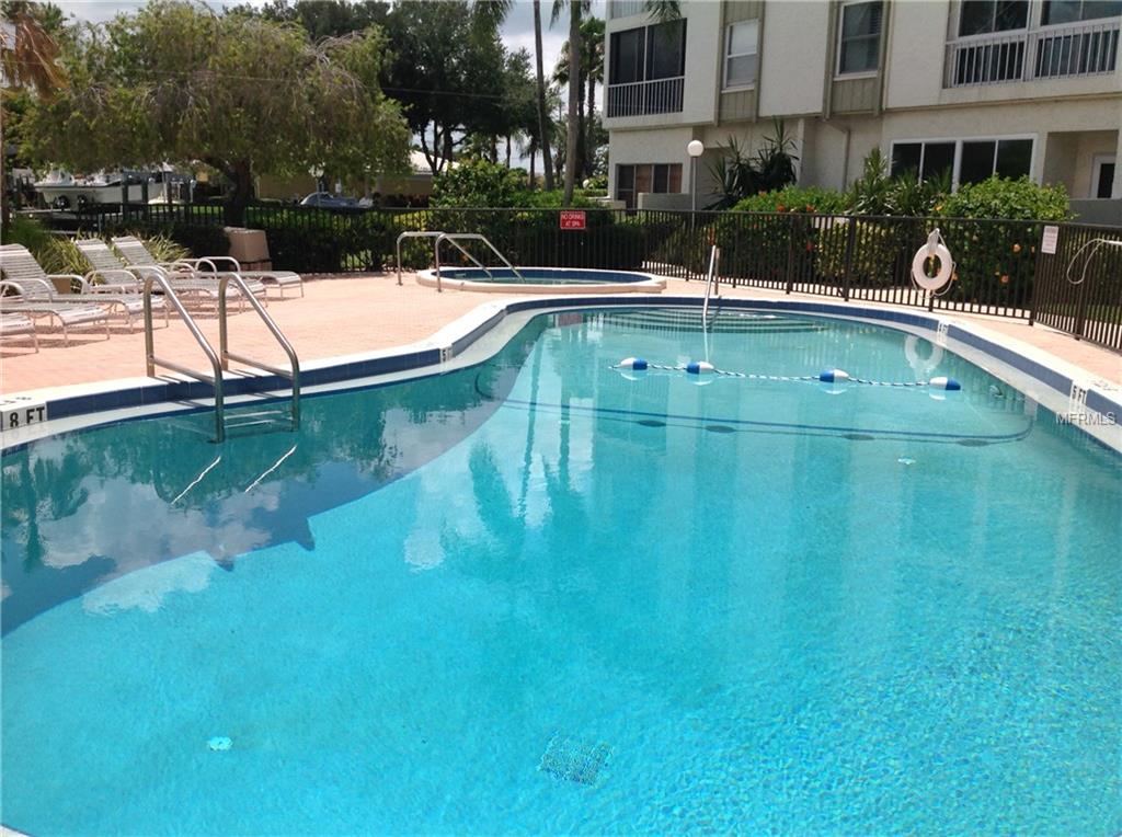 113 ISLAND WAY, CLEARWATER BEACH, Florida 33767, 2 Bedrooms Bedrooms, 4 Rooms Rooms,2 BathroomsBathrooms,Residential,For sale,ISLAND,U7847533