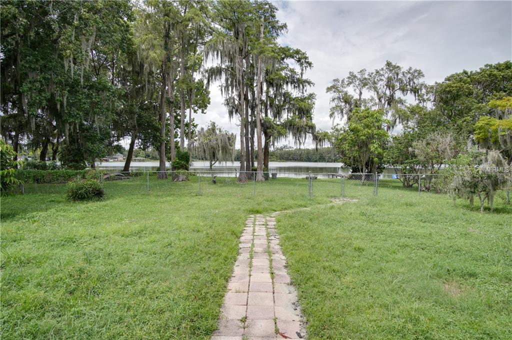 1046 TURNER ROAD, WINTER PARK, Florida 32789, 3 Bedrooms Bedrooms, 8 Rooms Rooms,2 BathroomsBathrooms,Residential,For sale,TURNER,O5530773