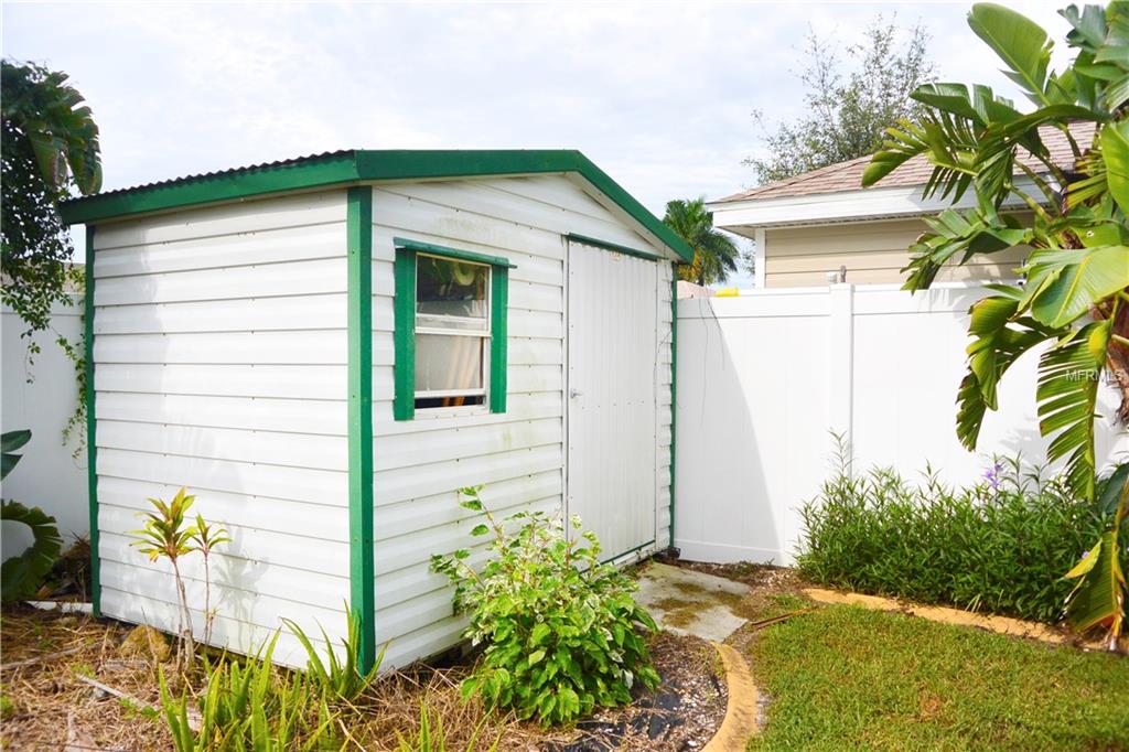 6153 COLISEUM BOULEVARD, PORT CHARLOTTE, Florida 33981, 4 Bedrooms Bedrooms, 10 Rooms Rooms,2 BathroomsBathrooms,Residential,For sale,COLISEUM,D5920294