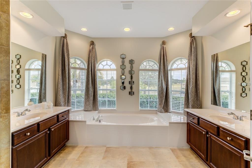 34205 MADIERA LANE, SORRENTO, Florida 32776, 4 Bedrooms Bedrooms, 10 Rooms Rooms,3 BathroomsBathrooms,Residential,For sale,MADIERA,G4850658