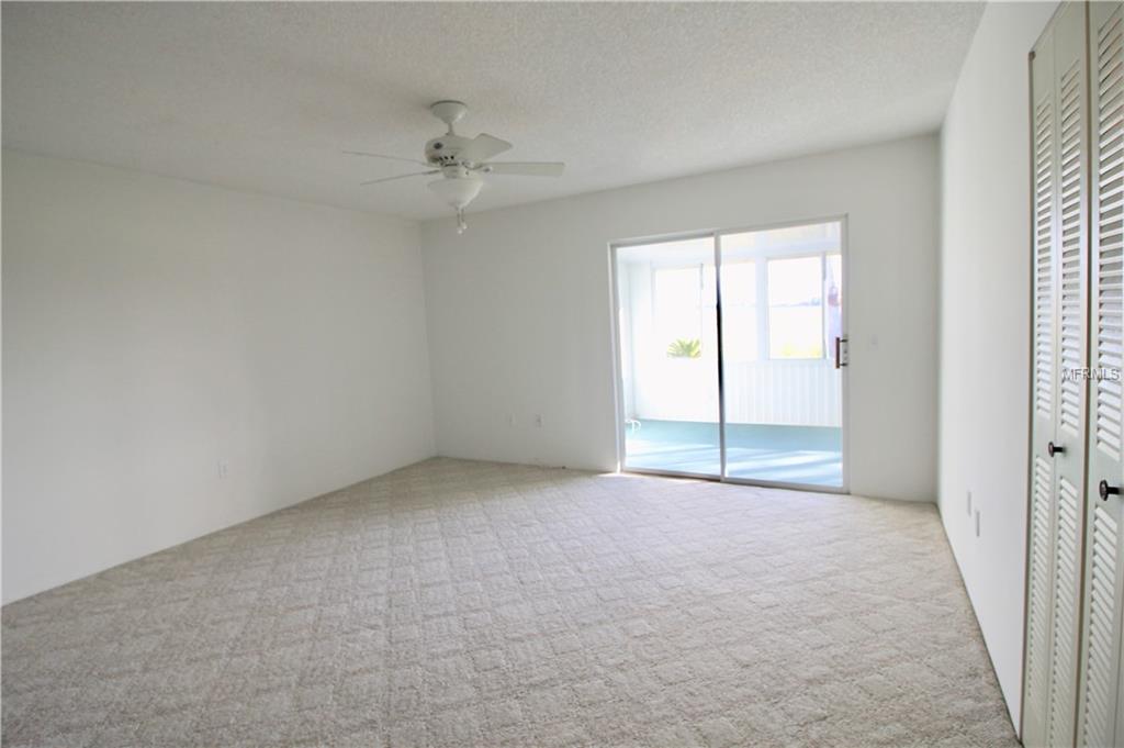 257 WINTER RIDGE BOULEVARD, WINTER HAVEN, Florida 33881, 2 Bedrooms Bedrooms, 4 Rooms Rooms,2 BathroomsBathrooms,Residential,For sale,WINTER RIDGE,P4718545