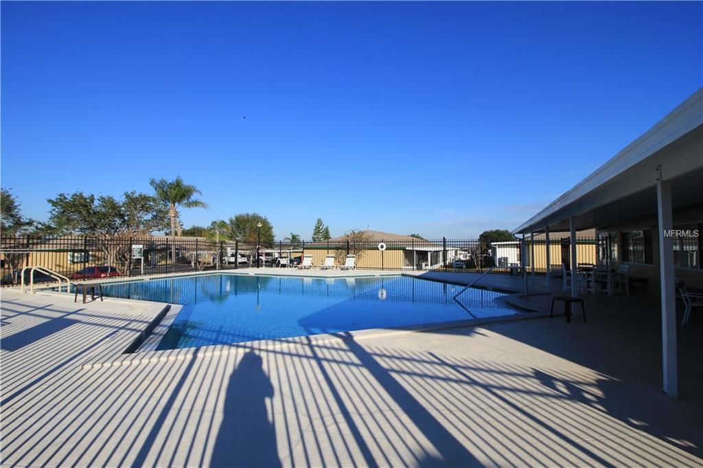 257 WINTER RIDGE BOULEVARD, WINTER HAVEN, Florida 33881, 2 Bedrooms Bedrooms, 4 Rooms Rooms,2 BathroomsBathrooms,Residential,For sale,WINTER RIDGE,P4718545