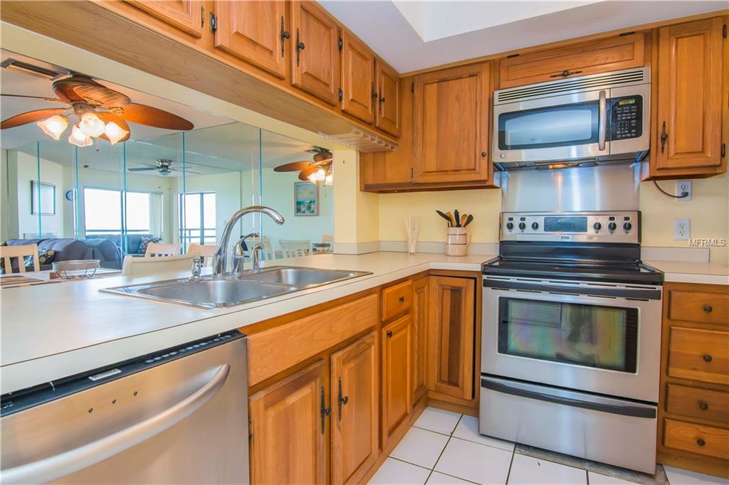 113 1ST STREET E, TIERRA VERDE, Florida 33715, 2 Bedrooms Bedrooms, 3 Rooms Rooms,2 BathroomsBathrooms,Residential,For sale,1ST,U7845757