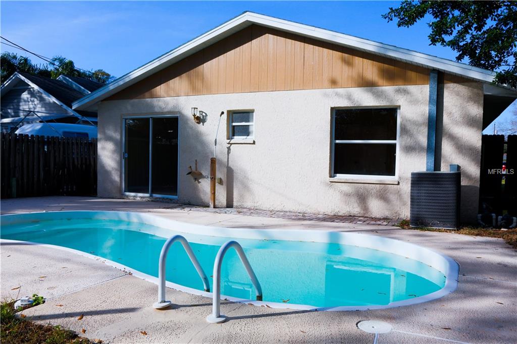 4632 7TH AVENUE N, ST PETERSBURG, Florida 33713, 3 Bedrooms Bedrooms, 5 Rooms Rooms,2 BathroomsBathrooms,Residential,For sale,7TH,U7846121