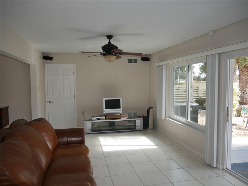 802 LA JOLLA AVENUE, SUN CITY CENTER, Florida 33573, 3 Bedrooms Bedrooms, 11 Rooms Rooms,2 BathroomsBathrooms,Residential,For sale,LA JOLLA,T2926689